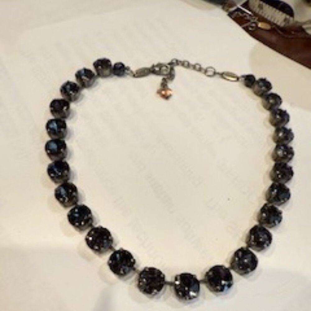 SABIKA Luminescent Classic Vol. 4 Black Necklace